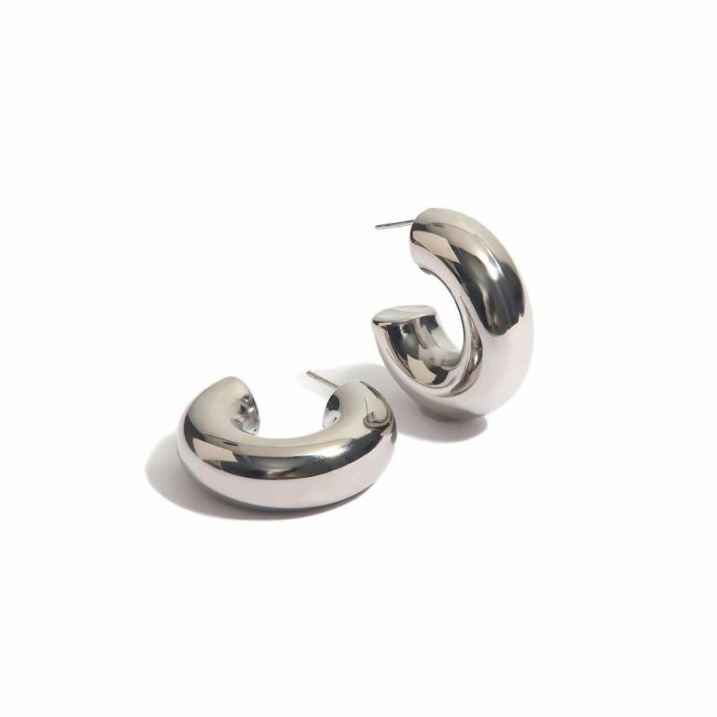 Earrings | Chubby C Stud Earrings XL